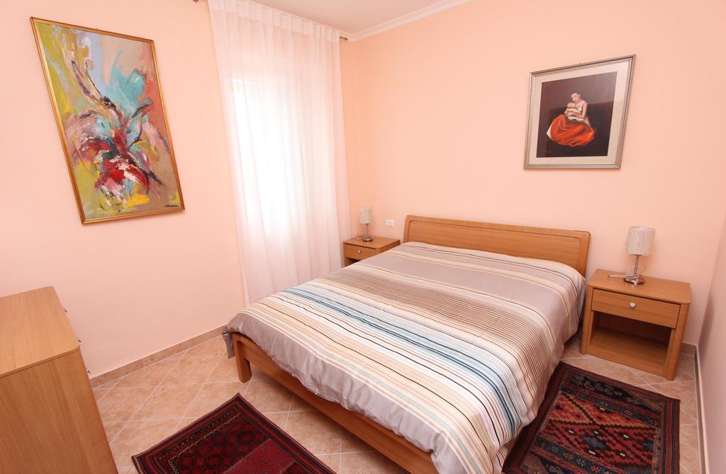 Apartments Casa Menis Rovinj Rum bild