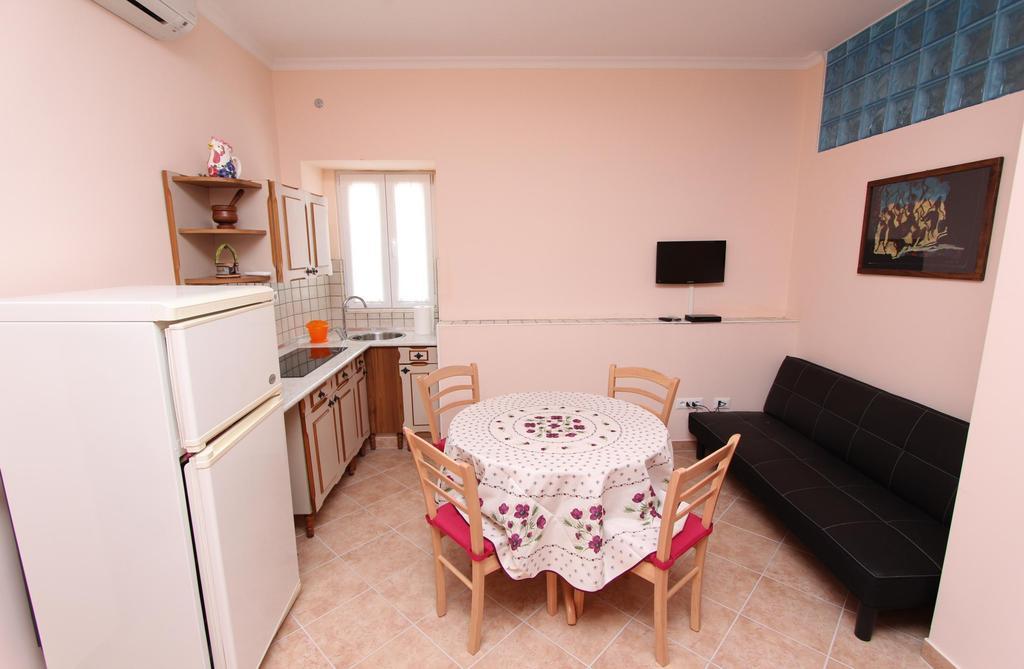 Apartments Casa Menis Rovinj Rum bild