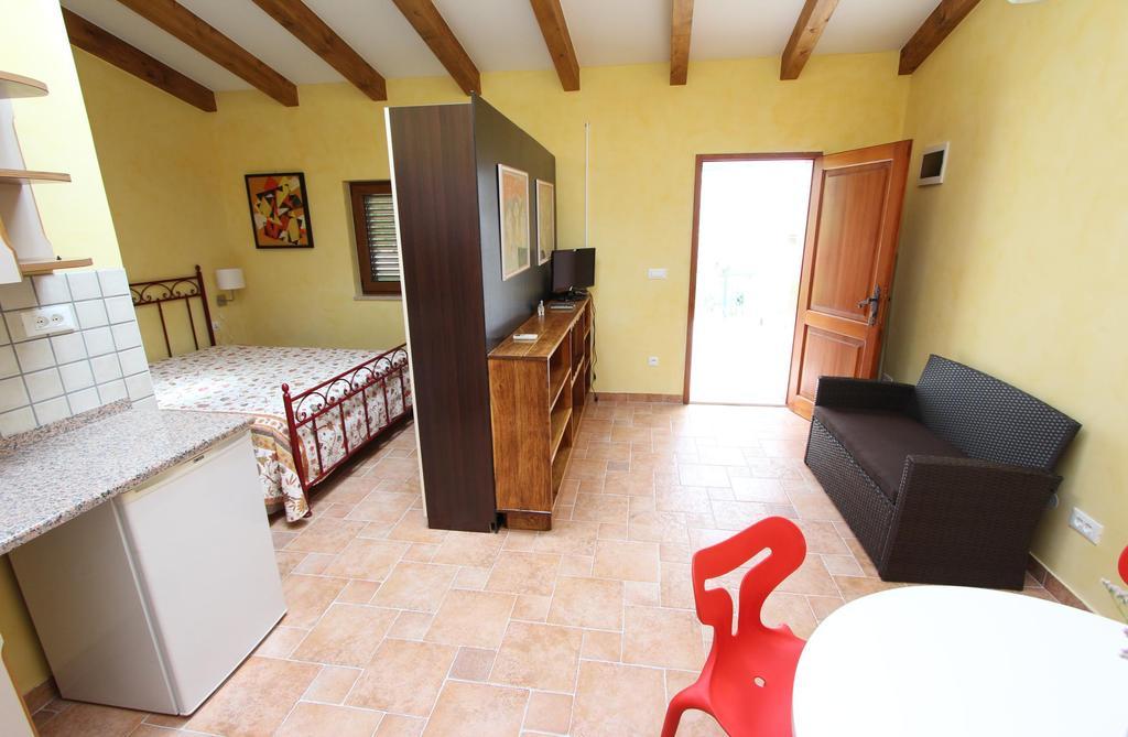 Apartments Casa Menis Rovinj Rum bild