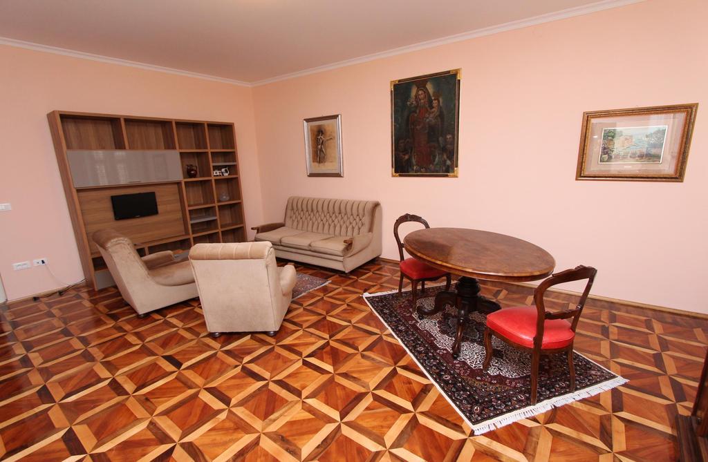 Apartments Casa Menis Rovinj Rum bild