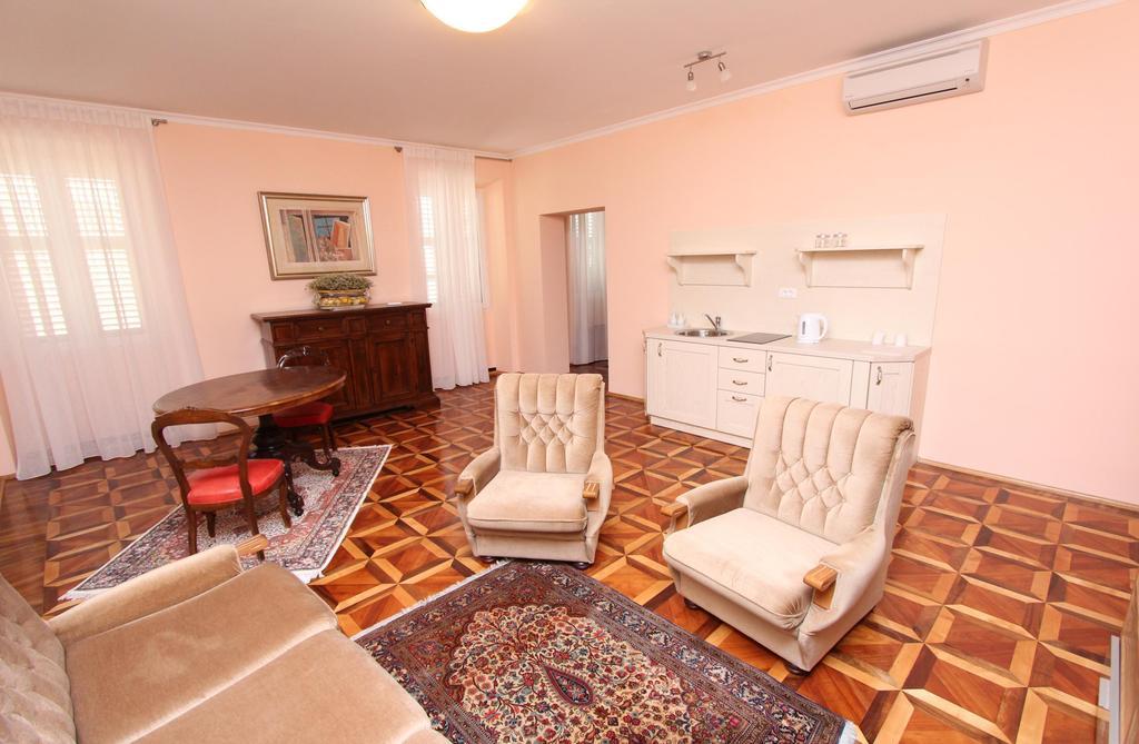 Apartments Casa Menis Rovinj Rum bild